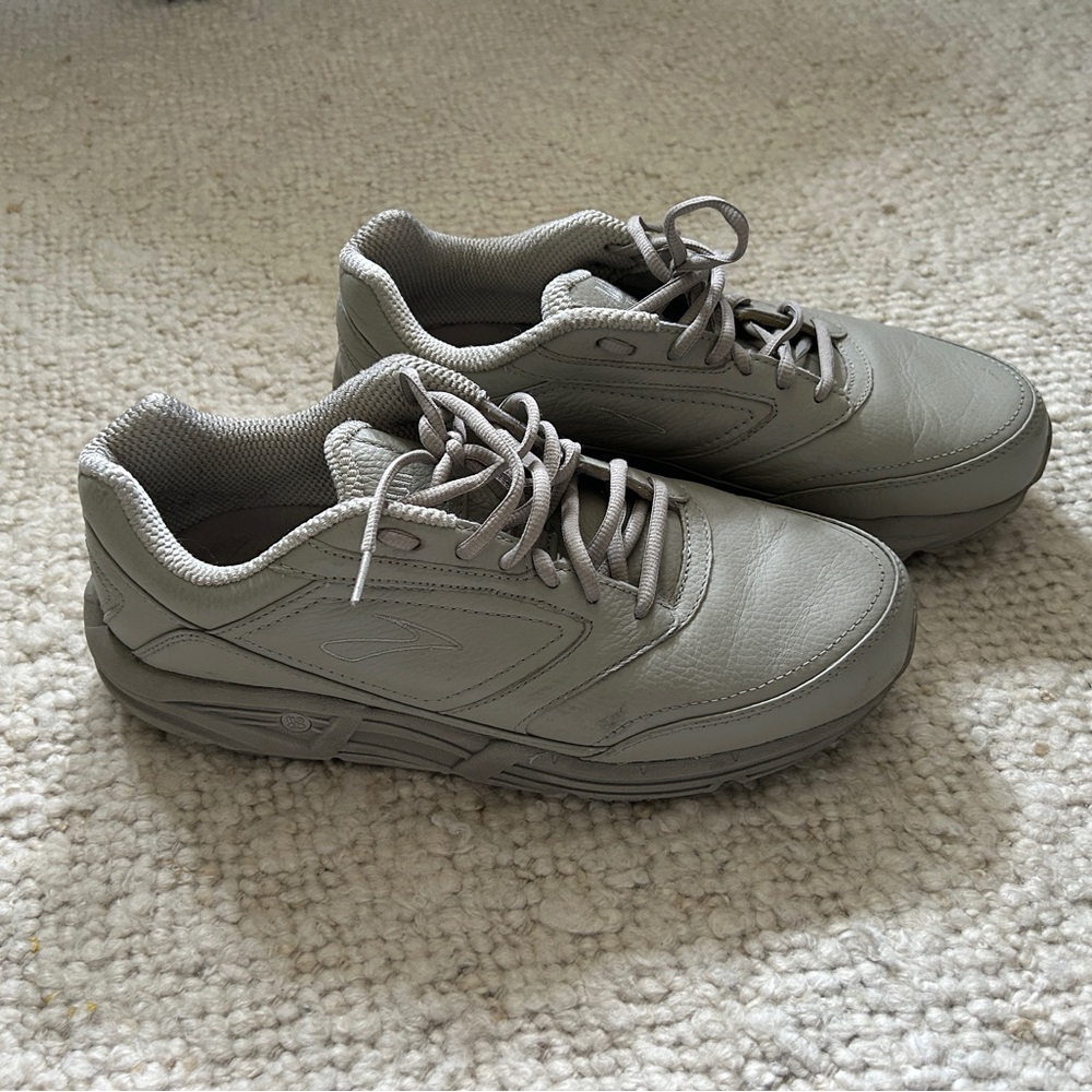 Brooks Addiction Walker Tan on Tan